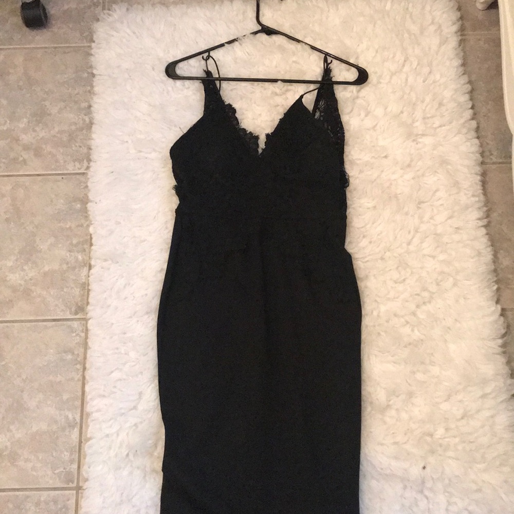 Black lace dress